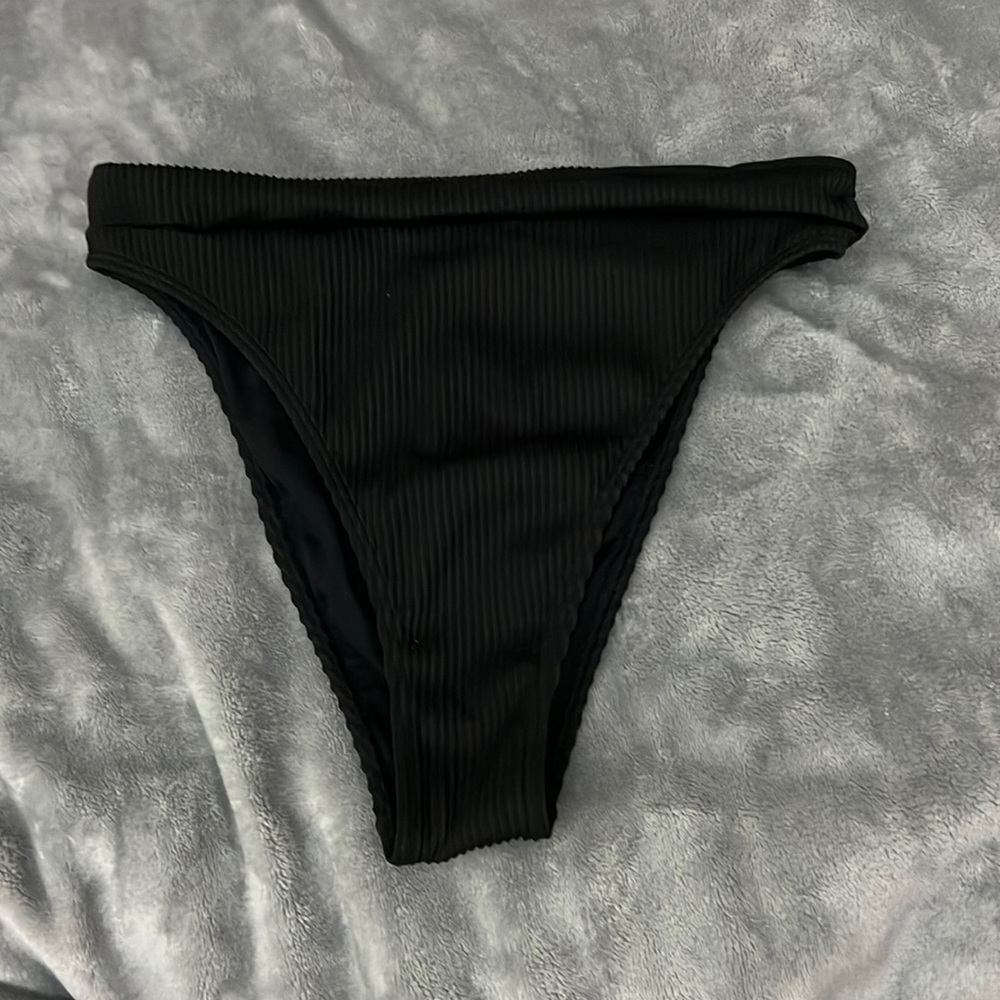 Swimsuit bottoms